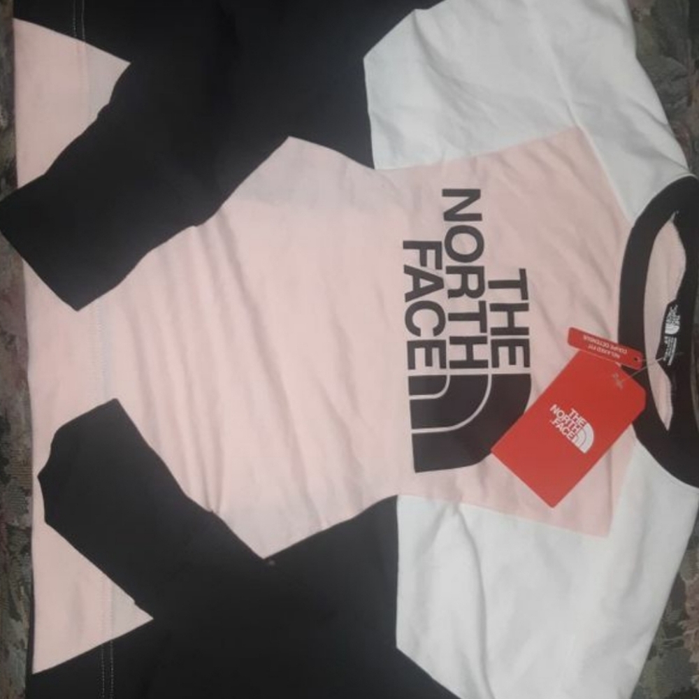 The north face crew neck - Picture 2 of 3